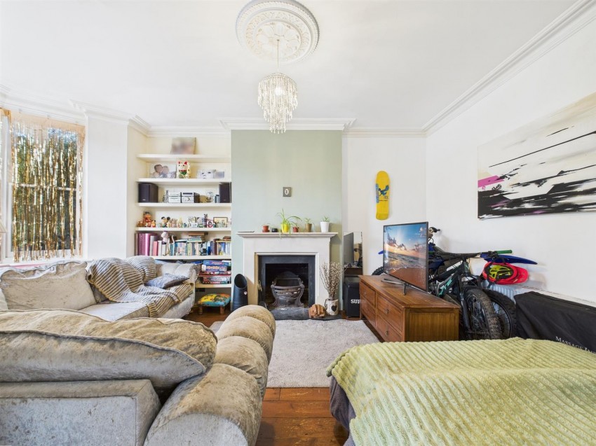 16, Springfield Road, Pill, Bristol, BS20 0DP