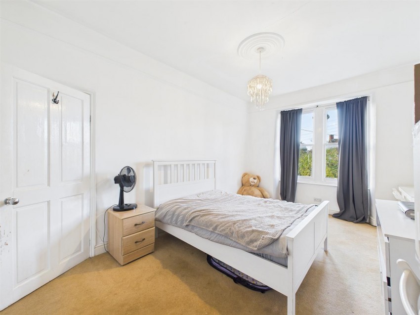 16, Springfield Road, Pill, Bristol, BS20 0DP