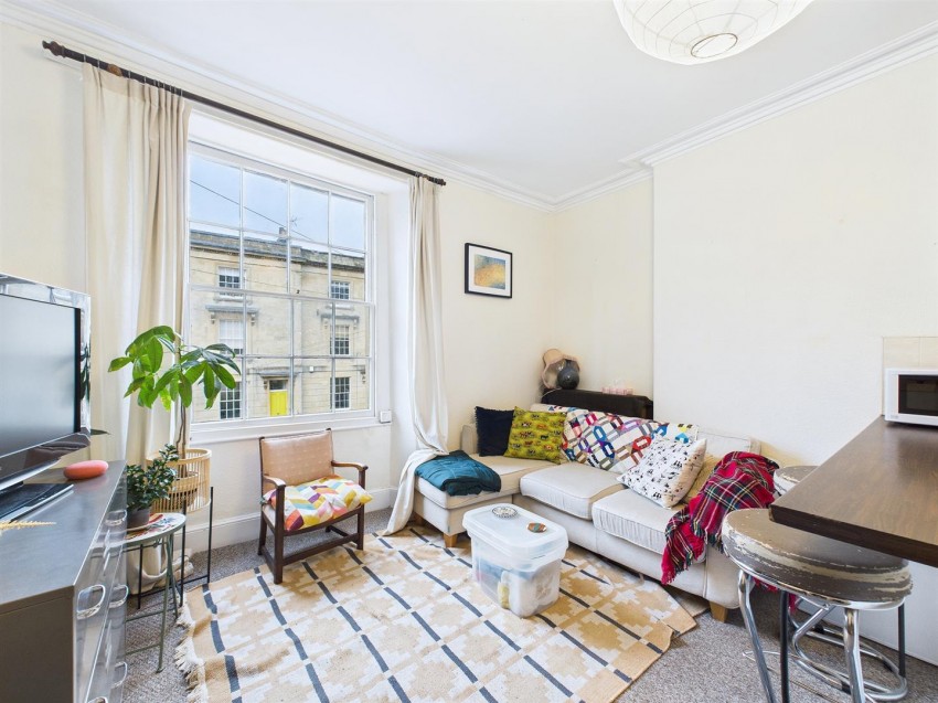 2, Clevedon Terrace, Cotham, Bristol, BS6 5TX