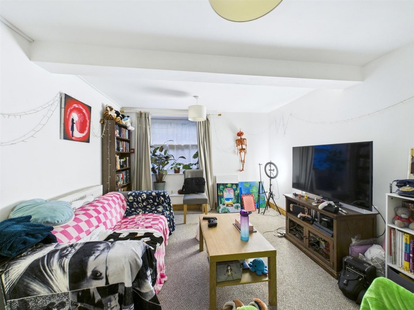 2, Clevedon Terrace, Cotham, Bristol, BS6 5TX