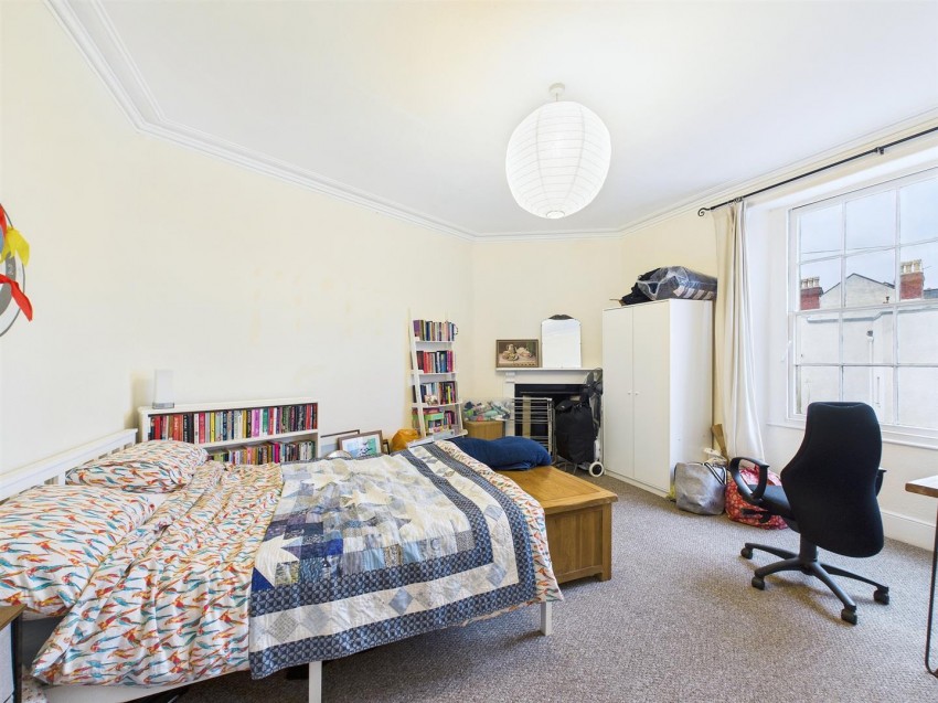 2, Clevedon Terrace, Cotham, Bristol, BS6 5TX