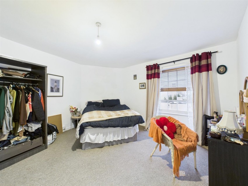 2, Clevedon Terrace, Cotham, Bristol, BS6 5TX