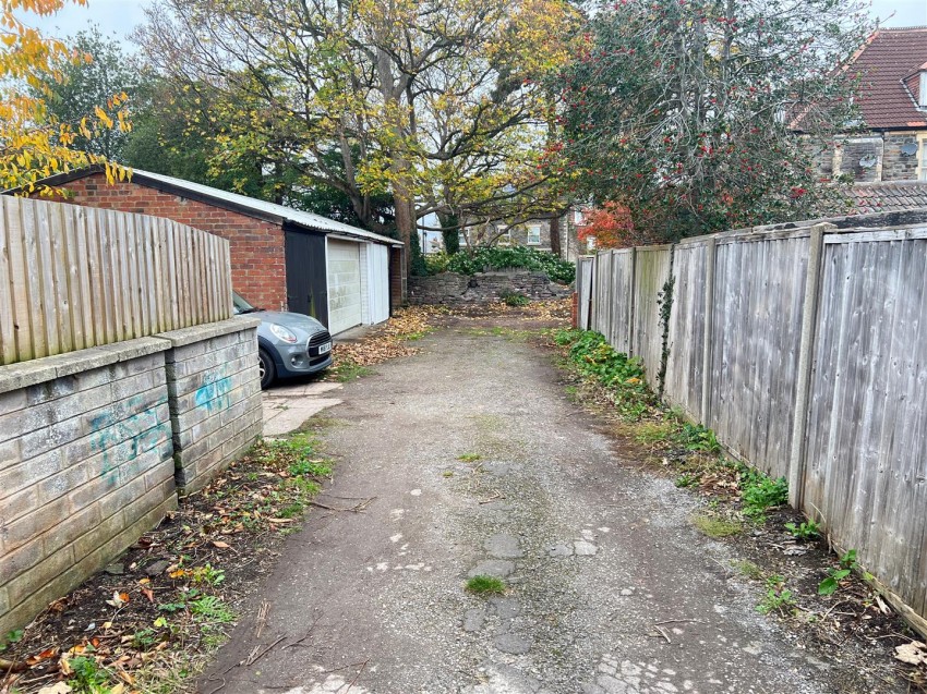 Garage Off, Claverham Road, Fishponds, Bristol, BS16 2HS