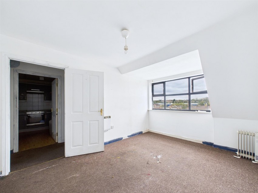 Flat 99, The Maytrees, Fishponds Road, Eastville, Bristol, BS5 6SD