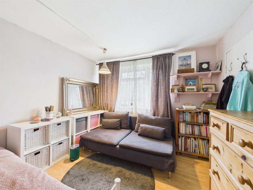 16, Vincent Close, Lawrence Weston, Bristol, BS11 0TZ