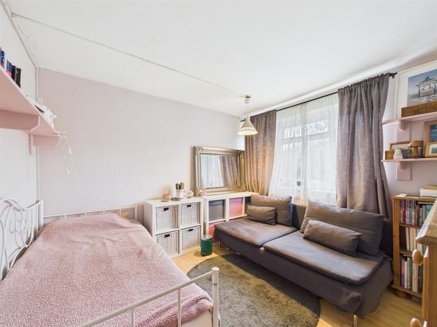 16, Vincent Close, Lawrence Weston, Bristol, BS11 0TZ