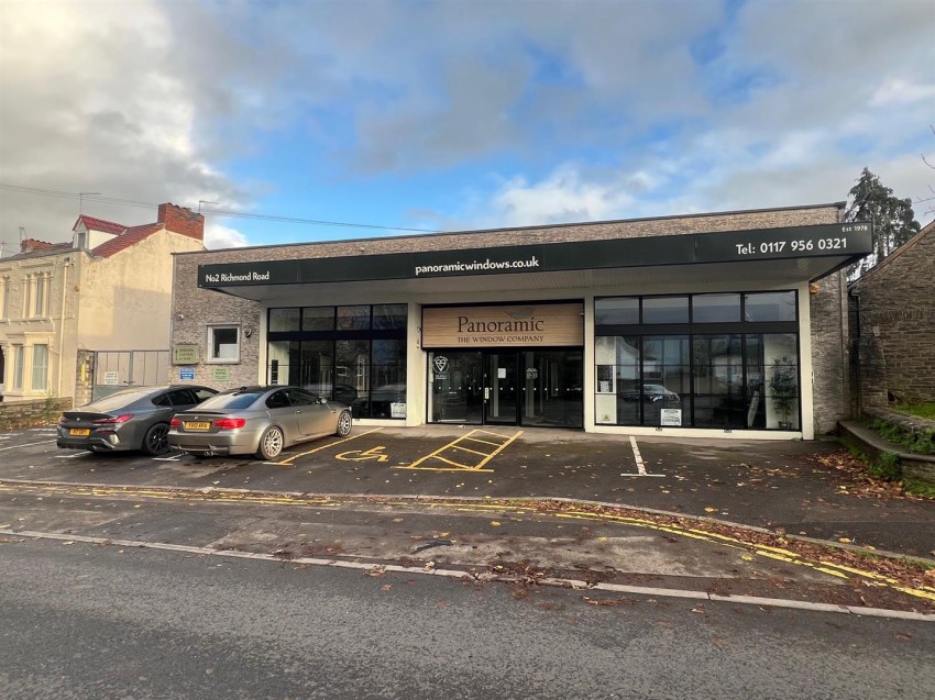 Images for Large Showroom/Unit in Mangotsfield