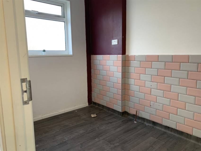 Images for Soundwell Road, Kingswood