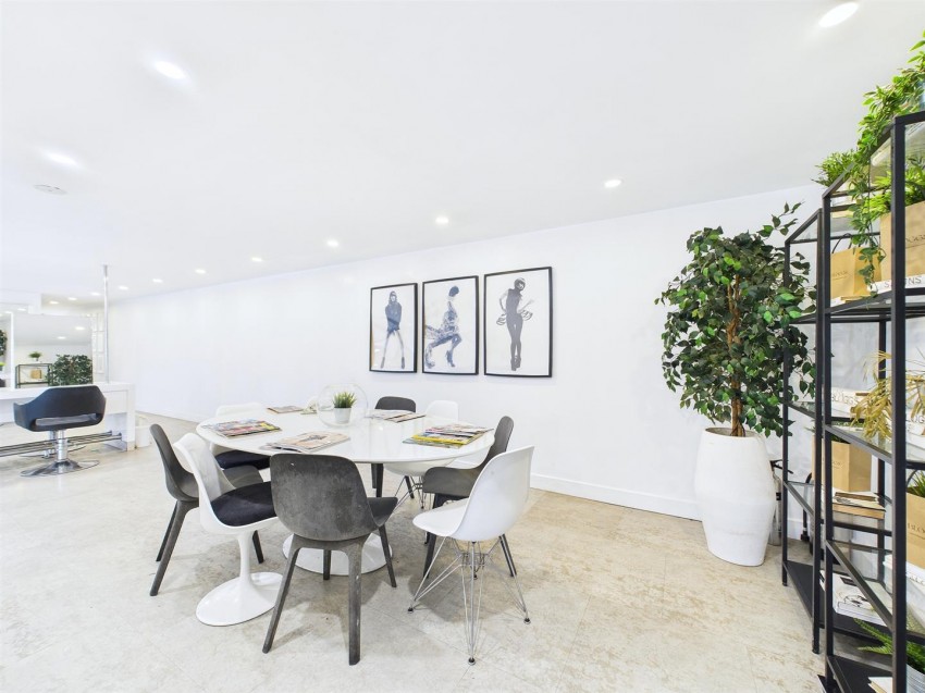 The Plaza Unit, Millennium Promenade, Harbourside, Bristol, BS1 5SY