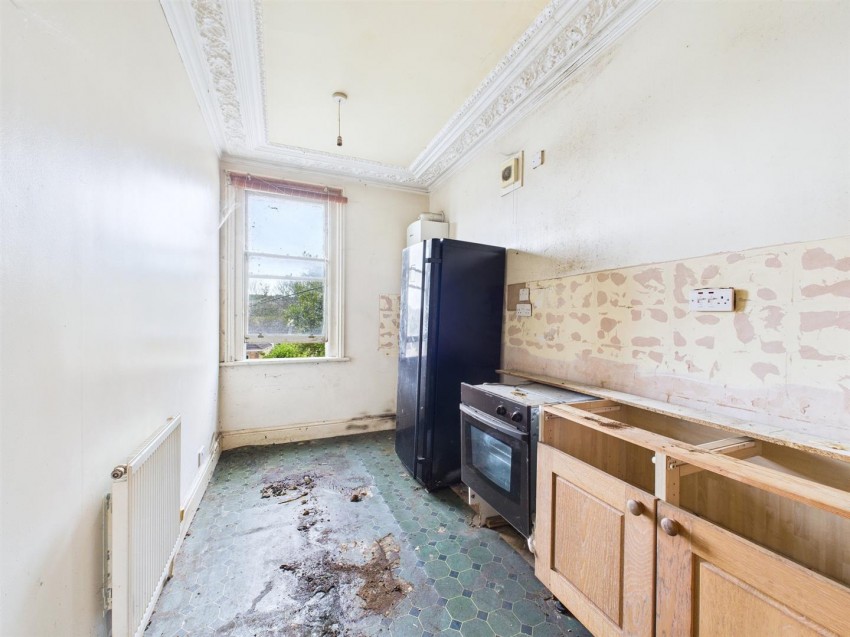 19, Newbridge Road, Bath, BA1 3HE