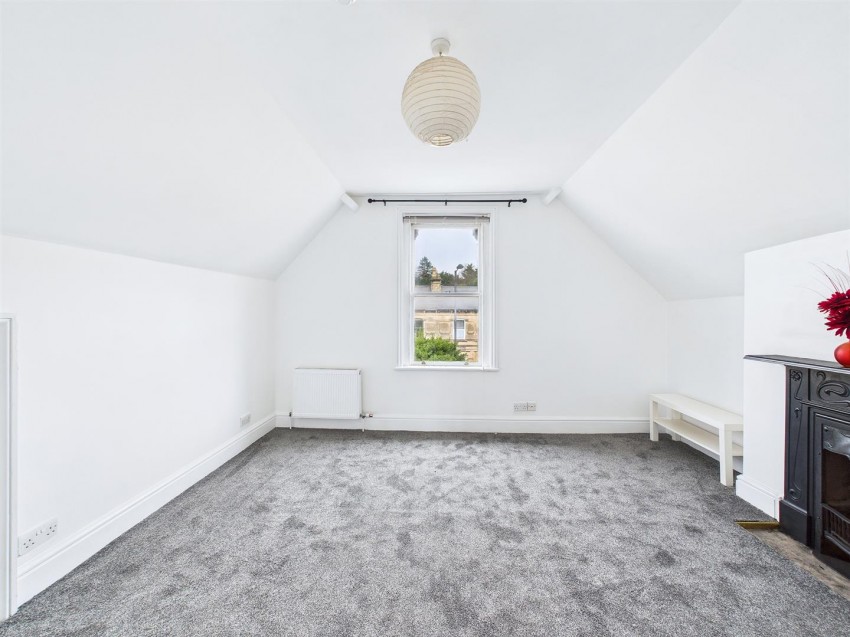 19, Newbridge Road, Bath, BA1 3HE