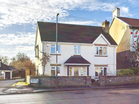 View Full Details for Salisbury Drive, Downend, Bristol
