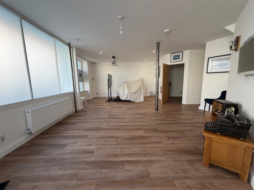 Images for Commercial Studio, Etloe Road, Westbury Park