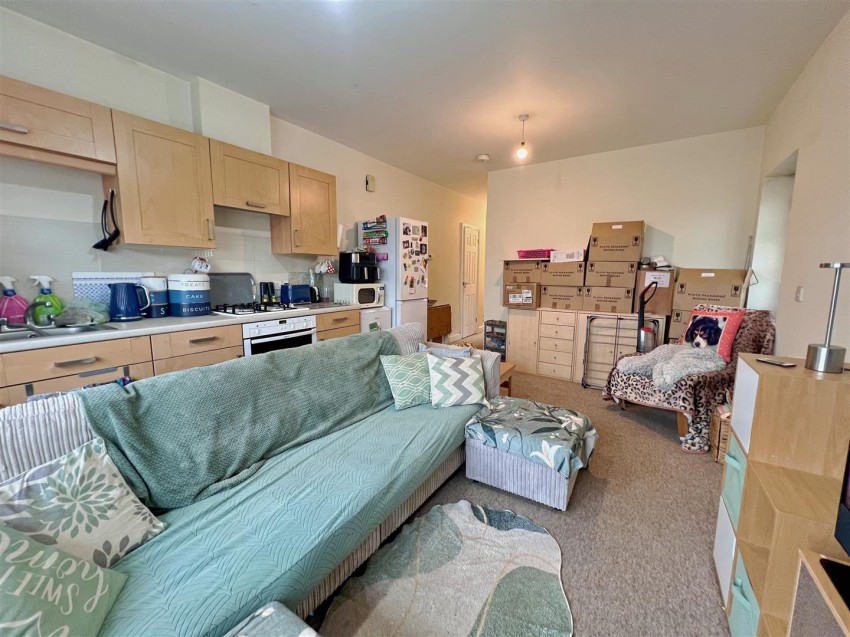 Images for BLOCK OF 4 FLATS - Broadway, Chilcompton, Radstock