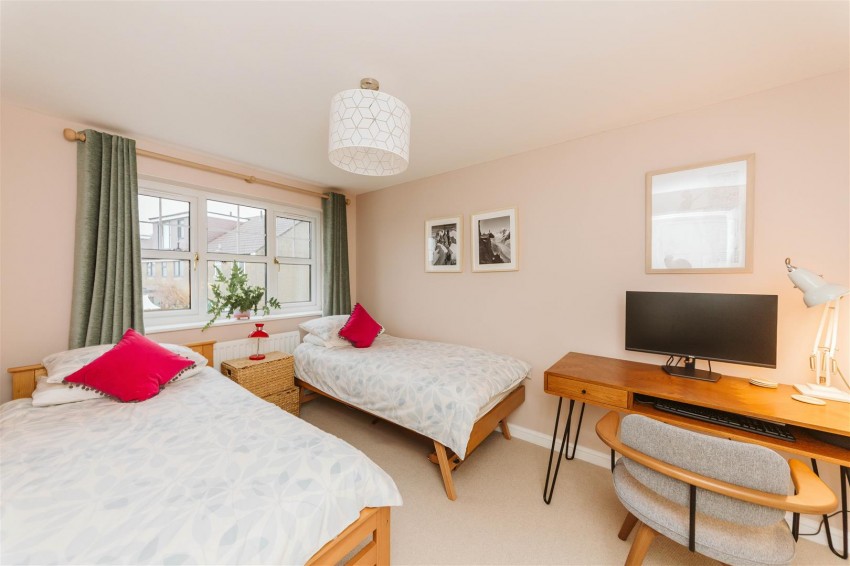 Images for The Furlong | Henleaze