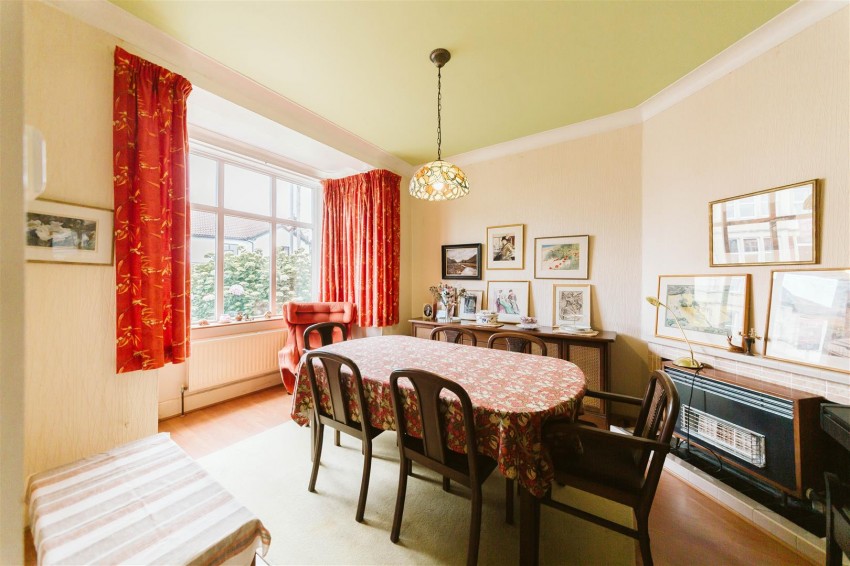 Images for Russell Grove | Westbury Park