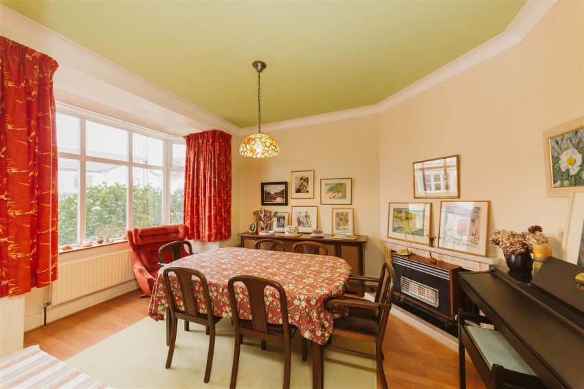 Images for Russell Grove | Westbury Park