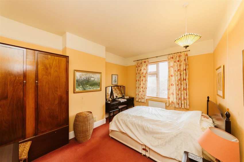 Images for Russell Grove | Westbury Park