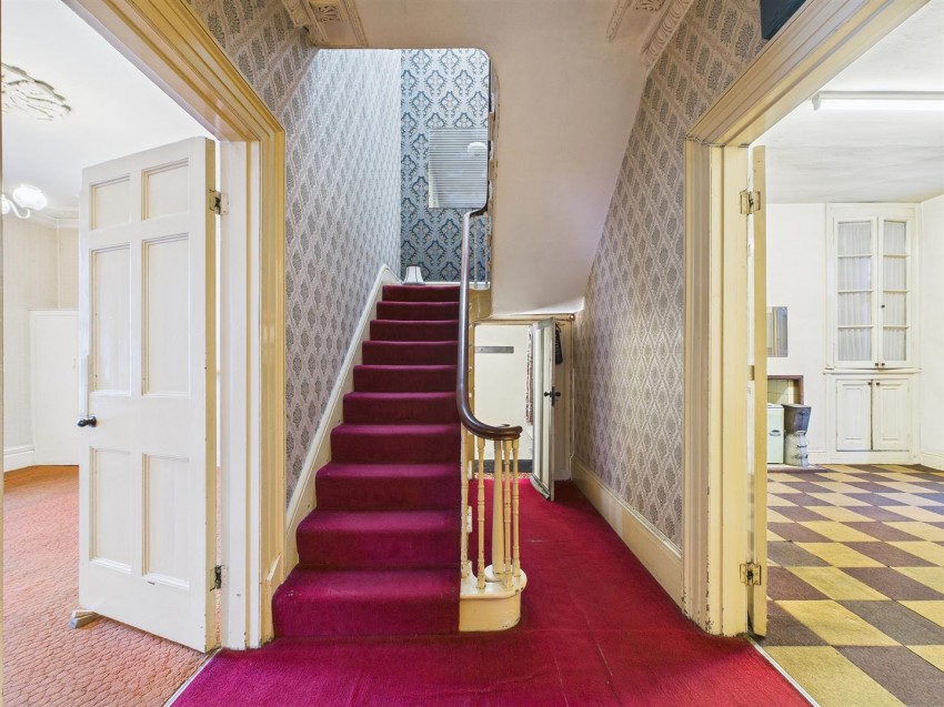 130, Cotham Brow, Cotham, Bristol, BS6 6AE