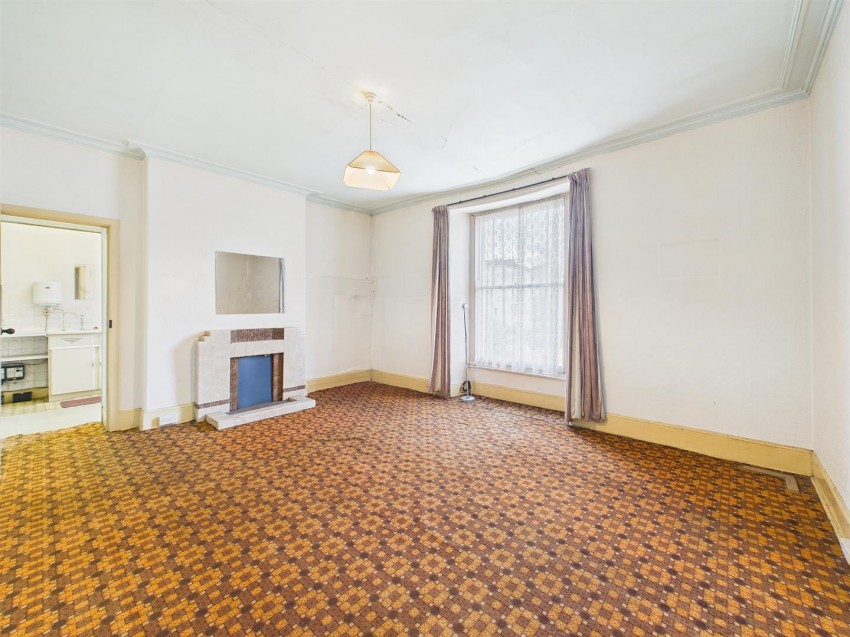 130, Cotham Brow, Cotham, Bristol, BS6 6AE