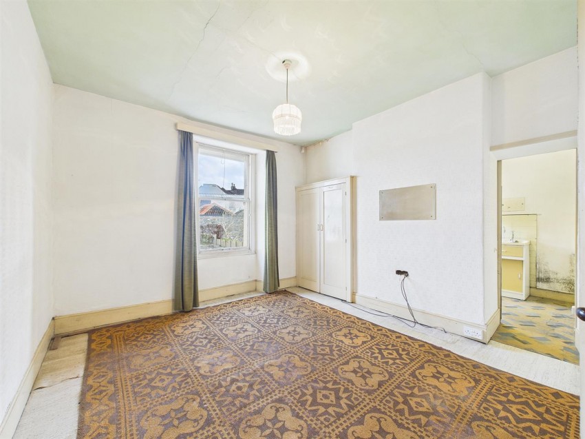 130, Cotham Brow, Cotham, Bristol, BS6 6AE