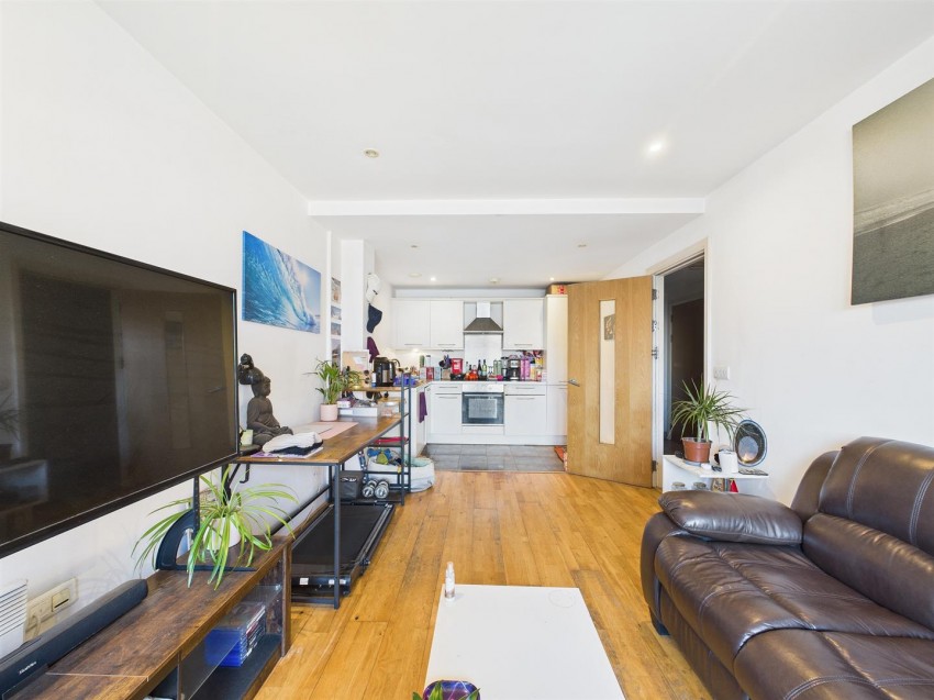 213 Kings Quarter Apartments, King Square Avenue, Bristol, BS2 8HP