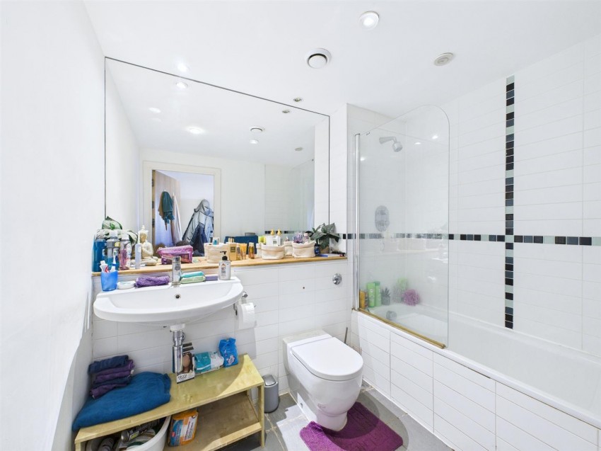 213 Kings Quarter Apartments, King Square Avenue, Bristol, BS2 8HP