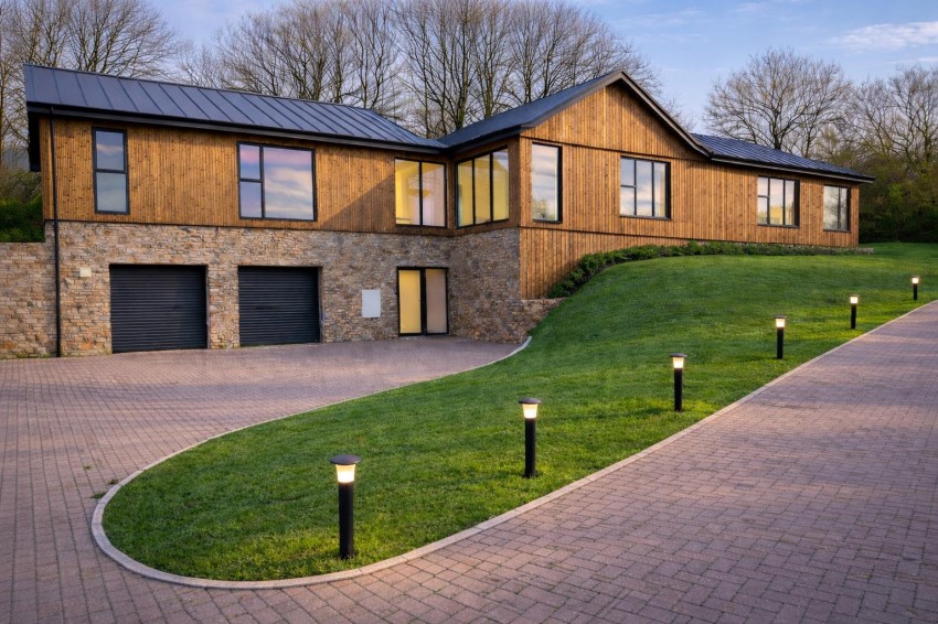 Images for Long Lane | Backwell