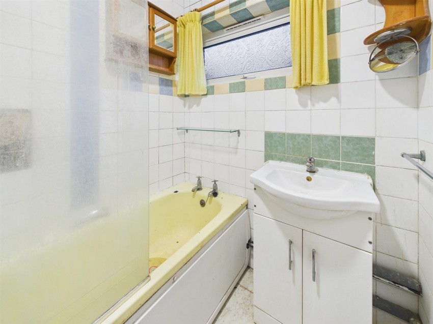 3, Tranmere Grove, Brentry, Bristol, BS10 7JW