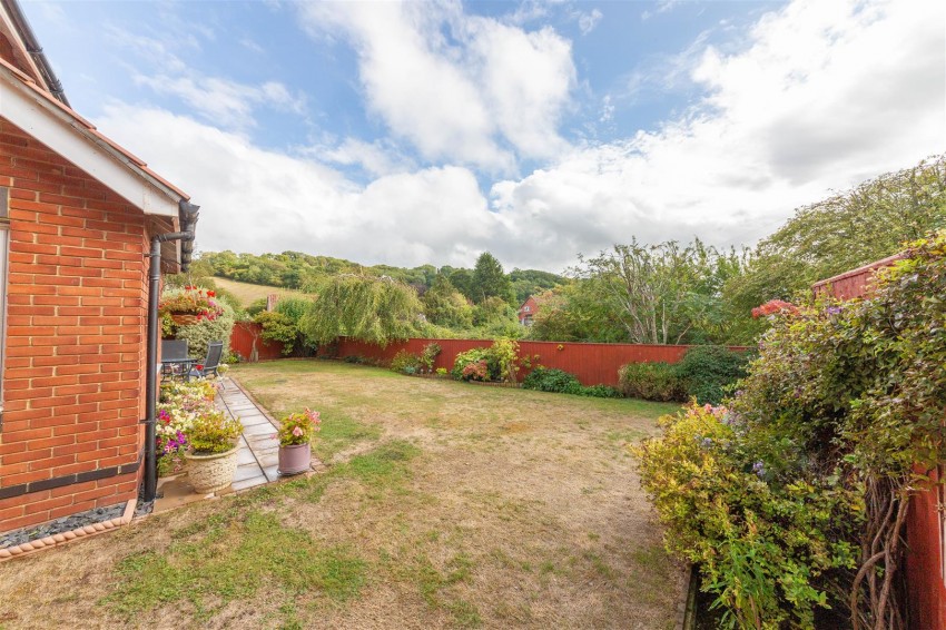 Images for Berwick Close | Easter Compton