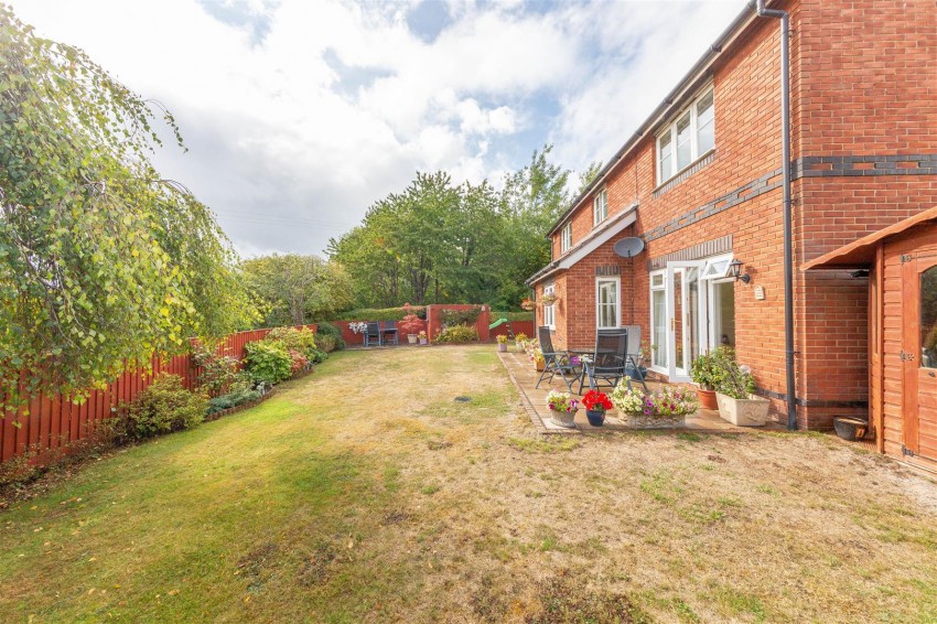 Images for Berwick Close | Easter Compton