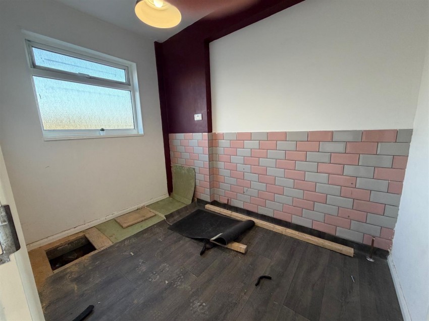 Images for Soundwell Road, Kingswood