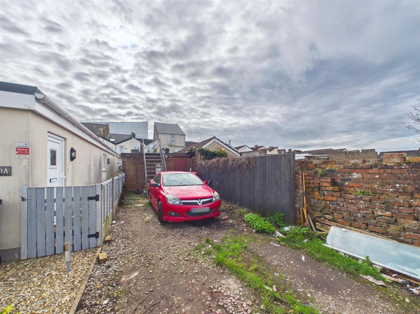 Images for Two Mile Hill Road, Kingswood, Bristol