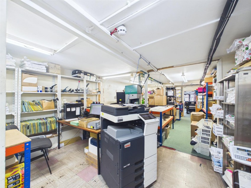 303, Two Mile Hill Road, Kingswood, Bristol, BS15 1AP