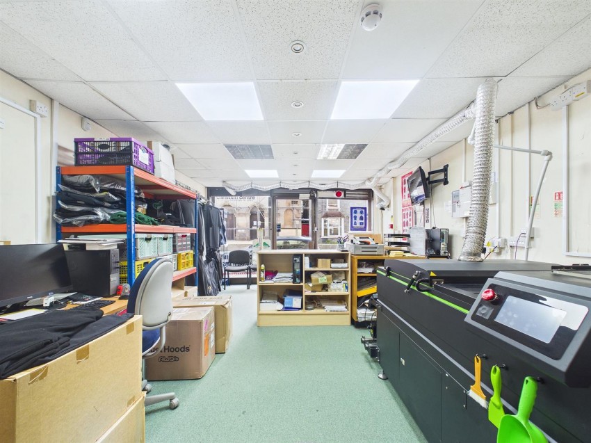 303, Two Mile Hill Road, Kingswood, Bristol, BS15 1AP