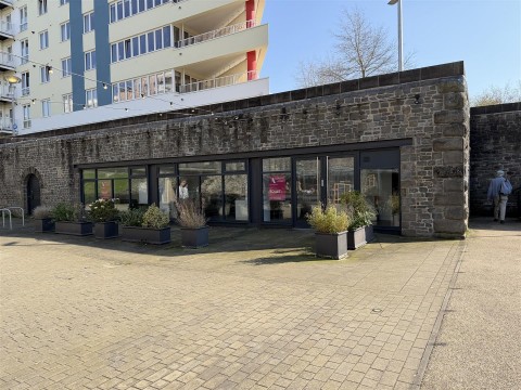 View Full Details for Millennium promenade, Harbourside, Bristol