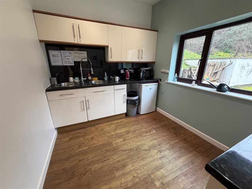 Images for Clapton in Gordano