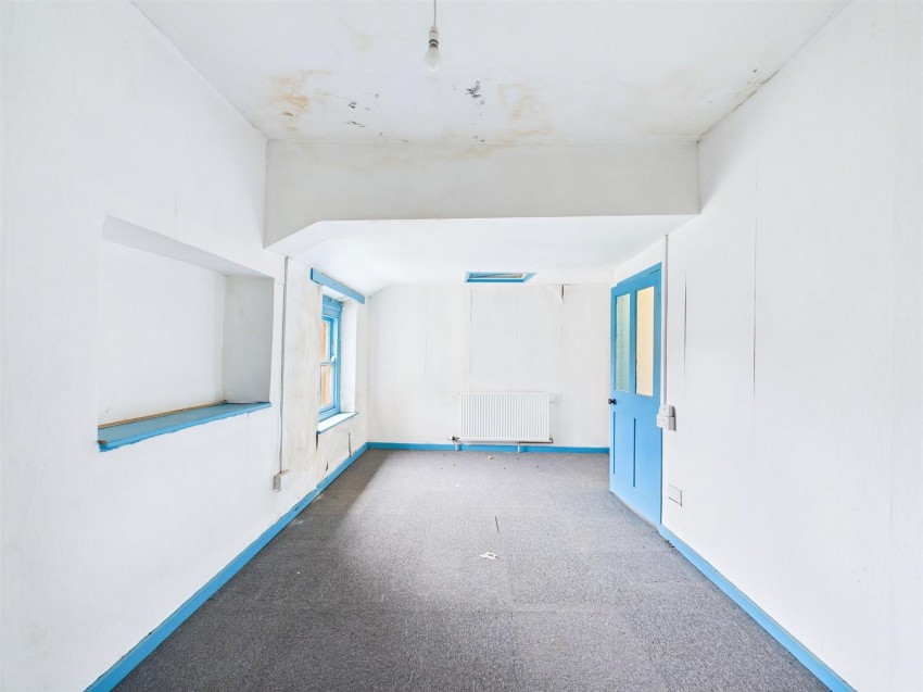 Images for BLOCK OF FLATS - Long Ground, Frome