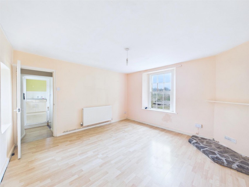 Images for BLOCK OF FLATS - Long Ground, Frome