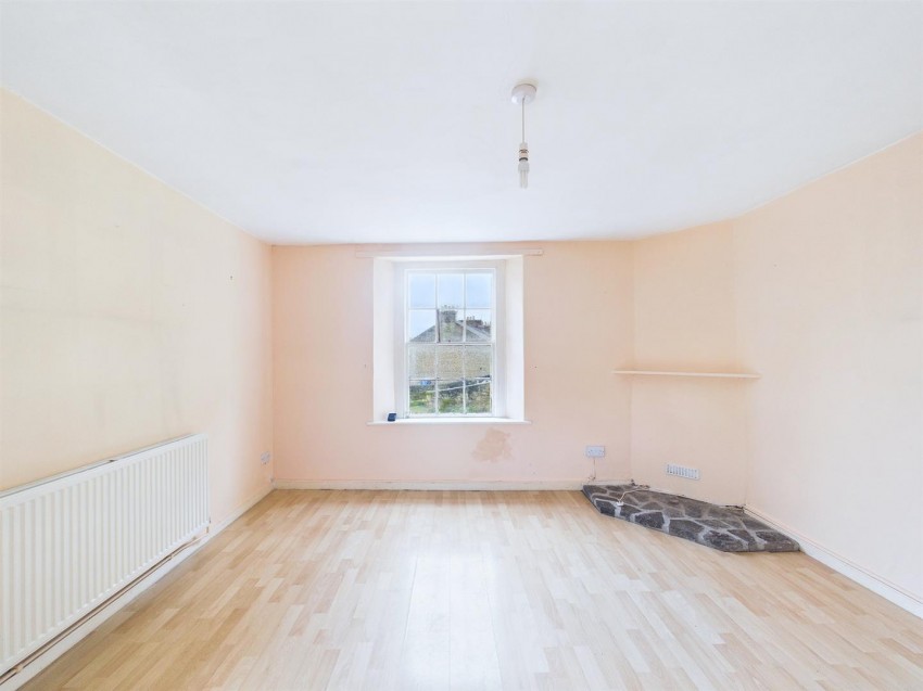 Images for BLOCK OF FLATS - Long Ground, Frome