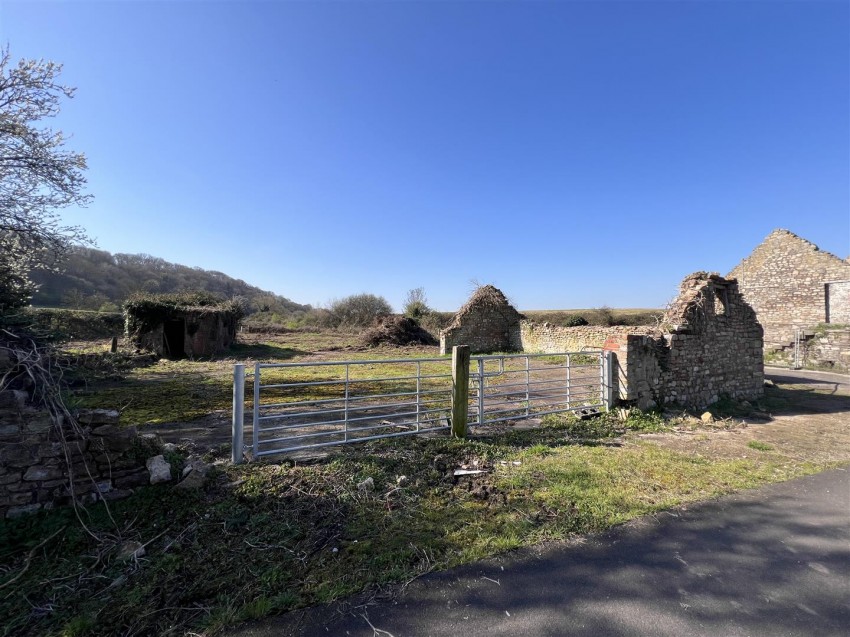 Images for Berwick Lane, Hallen, Bristol