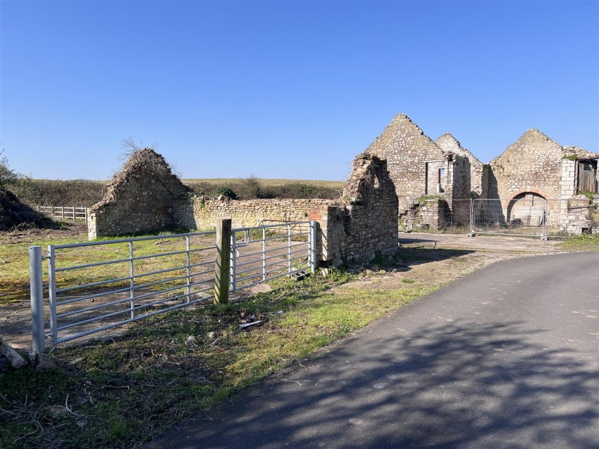 The Small Barn, Berwick Farm, Berwick Lane, Hallen, Bristol, BS10 7RS
