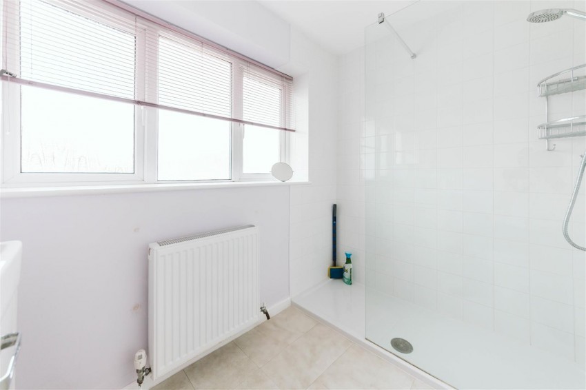 Images for Farne Close | Henleaze