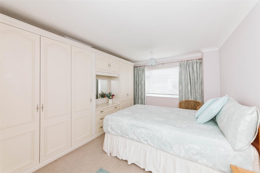 Images for Farne Close | Henleaze