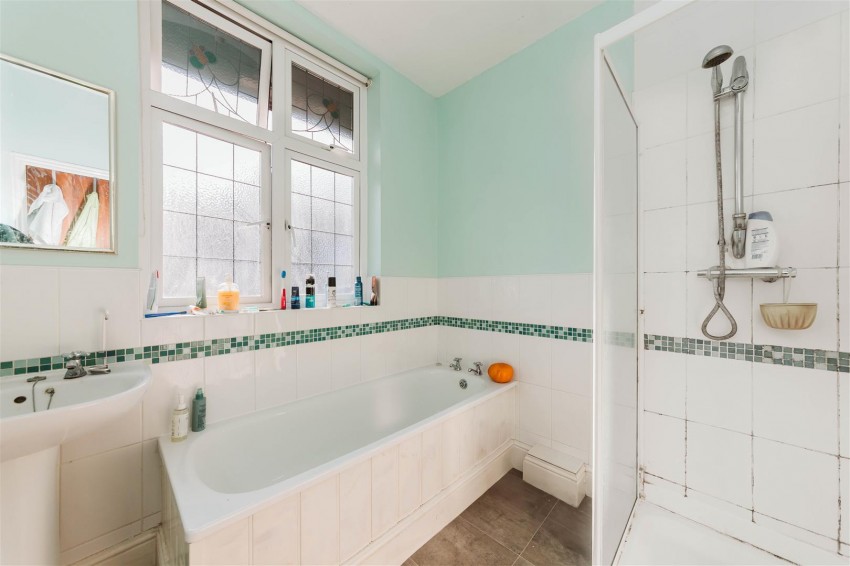 Images for Cranbrook Road | Redland