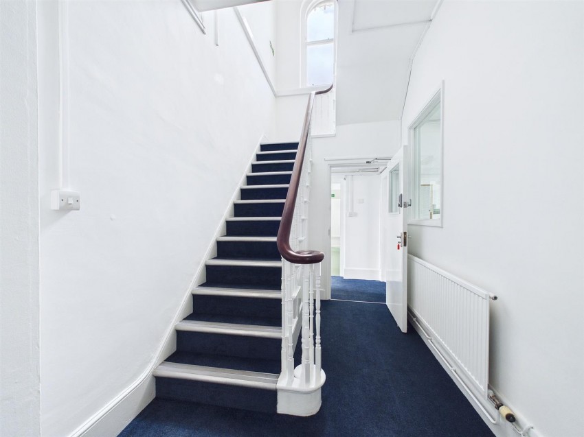 24, High Street, Staple Hill, Bristol, BS16 5HW