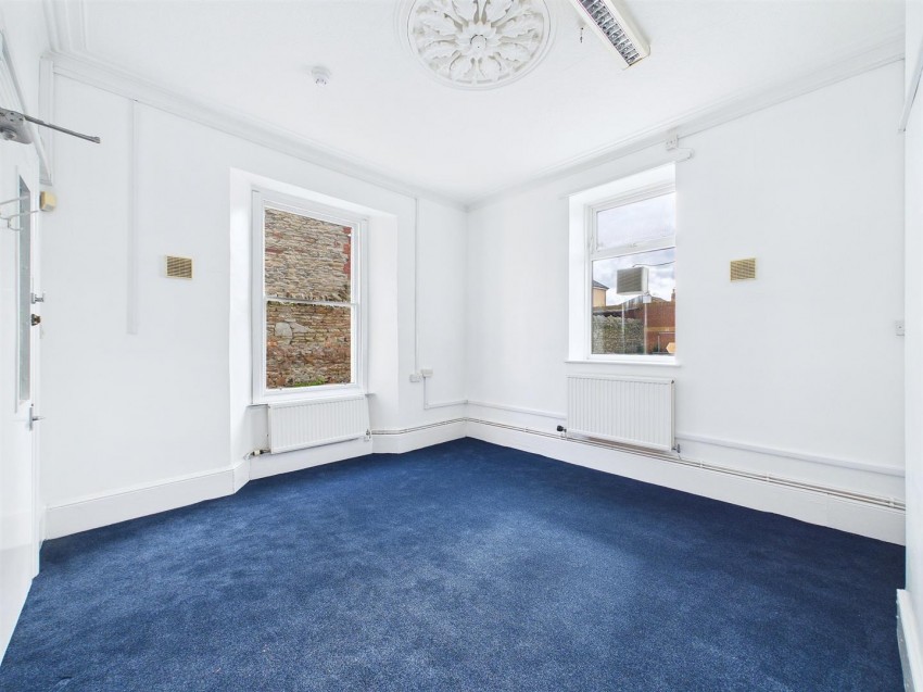 24, High Street, Staple Hill, Bristol, BS16 5HW