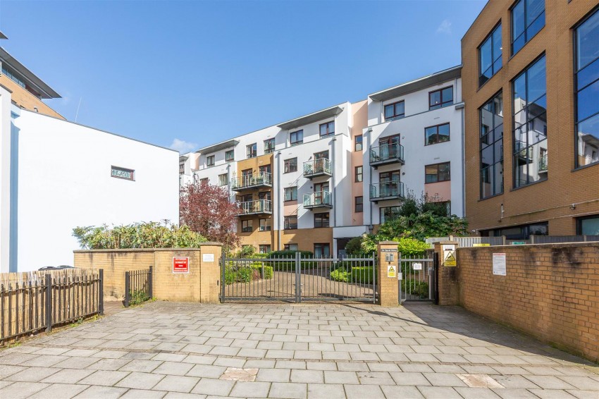 Images for St. David Mews | City Centre