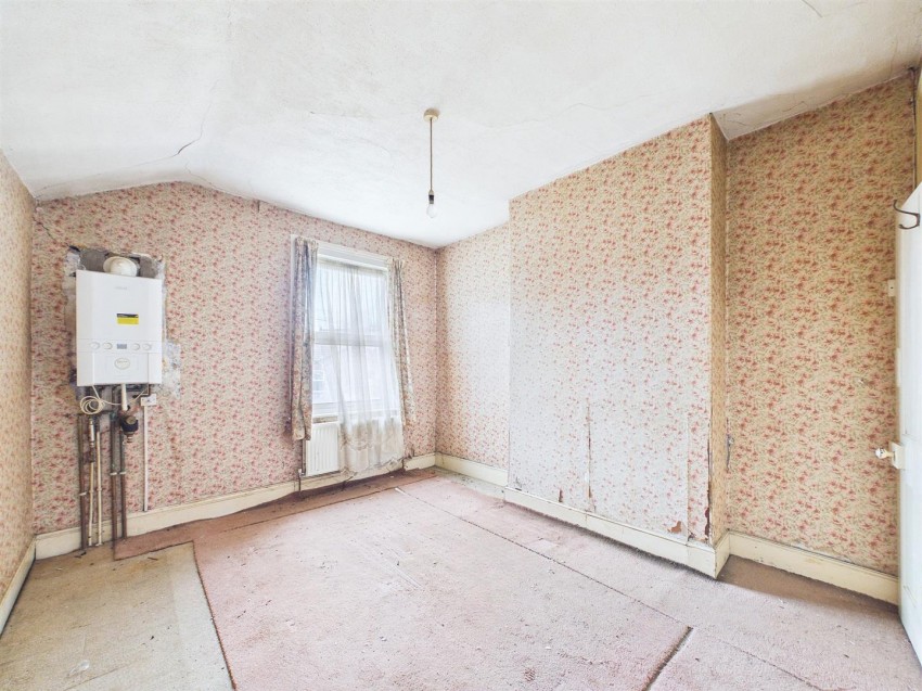 1, Clift House Road, Ashton, Bristol, BS3 1RY