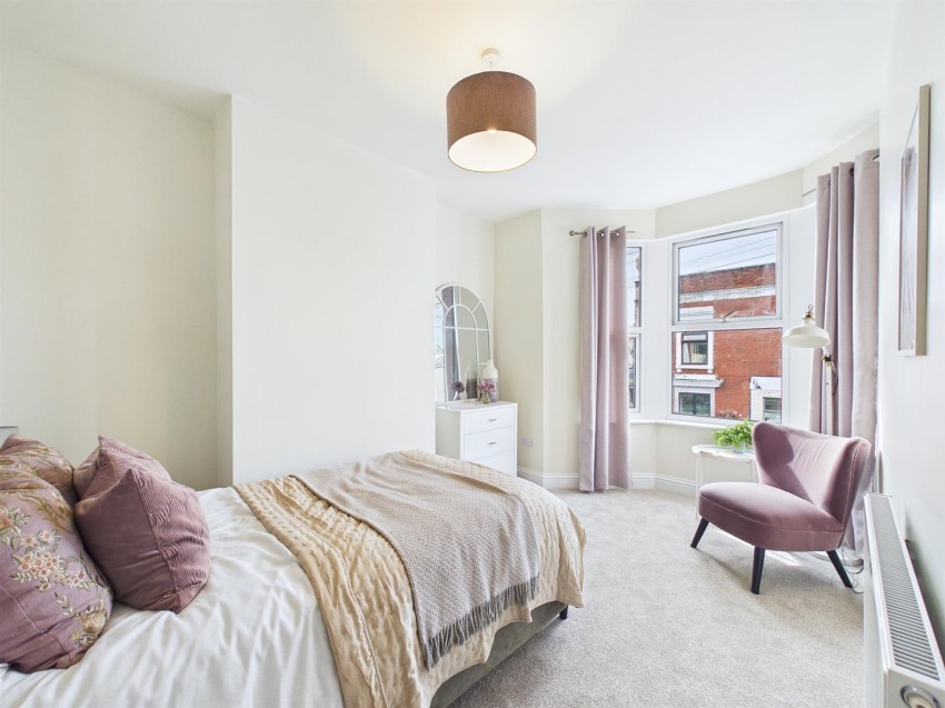 21, Robertson Road, Greenbank, Bristol, BS5 6JZ